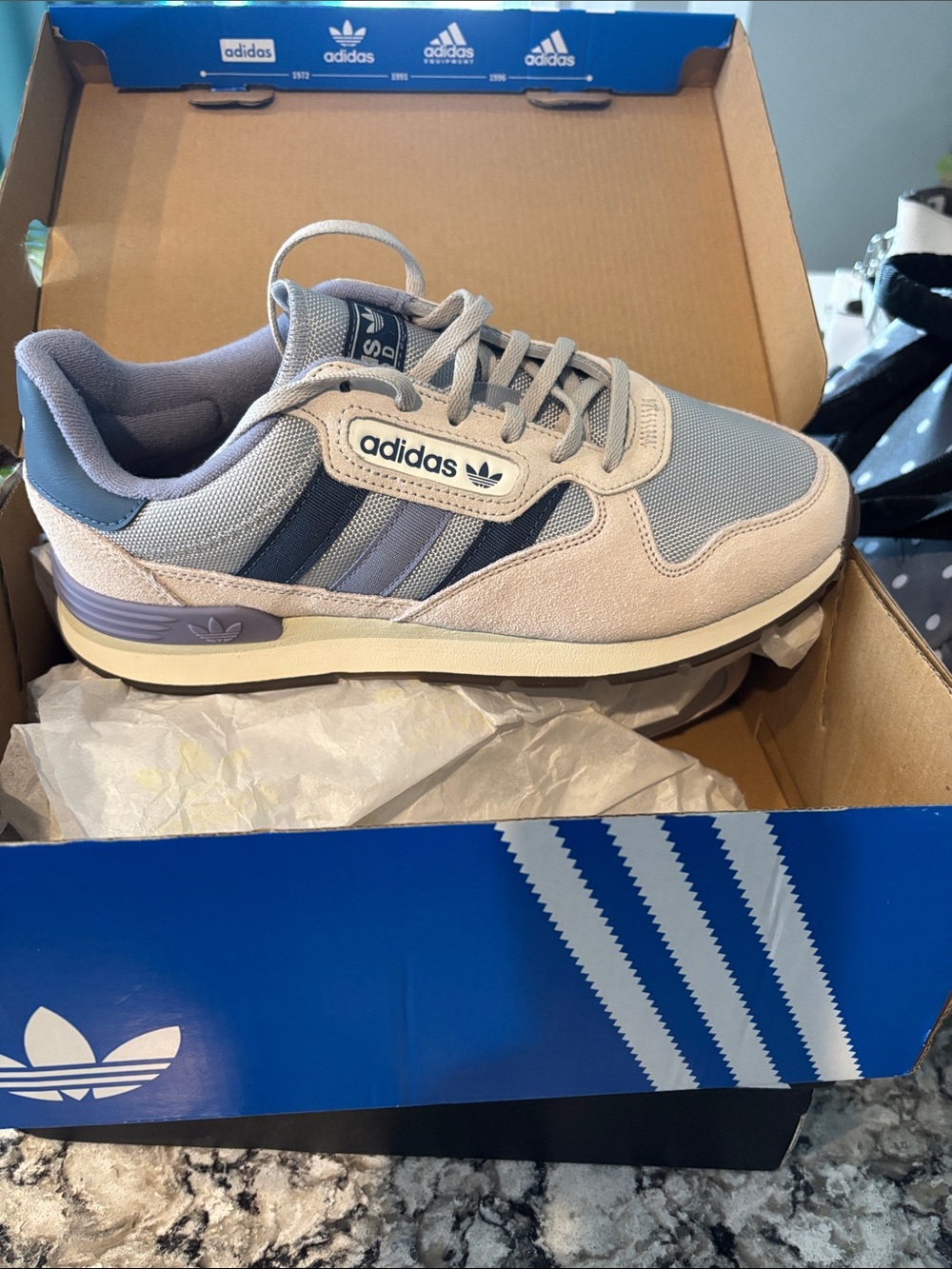adidas Light Blue & Navy Retro Runner Sneaker 8 men 9 women